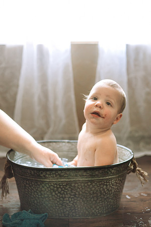 Twins 1yr Bath-6