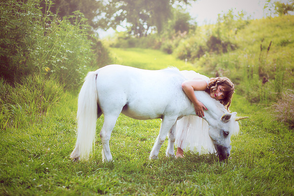 Unicorn-24