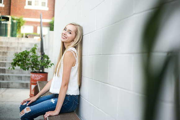 Senior-194