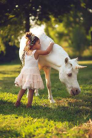 Unicorn-19