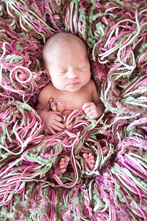 Slyvi Newborn-24