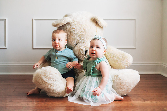Twins 1yr-38