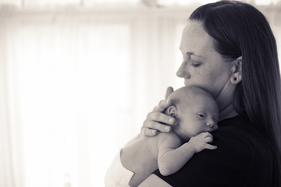 Quinn Newborn B&W-14