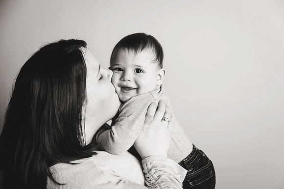 Kristopher 1yr-17b&w