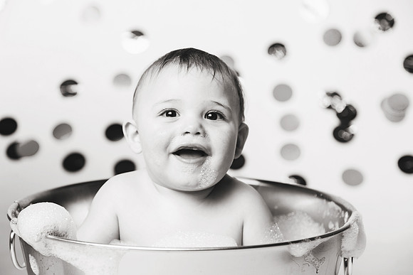 Kristopher 1yr-119b&w
