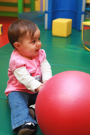 Mia 10 mth-21