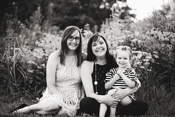 Mommy & Me 2018-12b&w