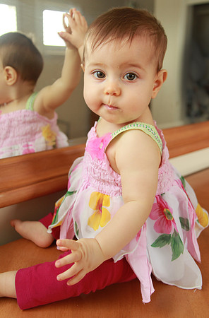 Mia 8month-33