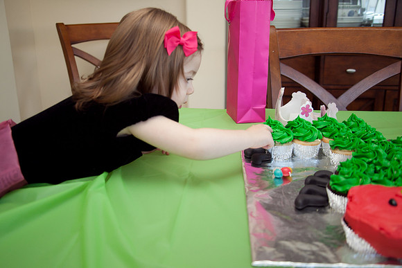 Mia 2yr B-Day-38