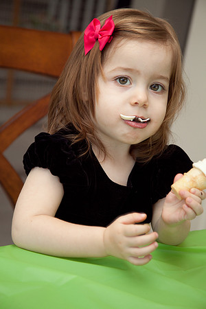 Mia 2yr B-Day-40
