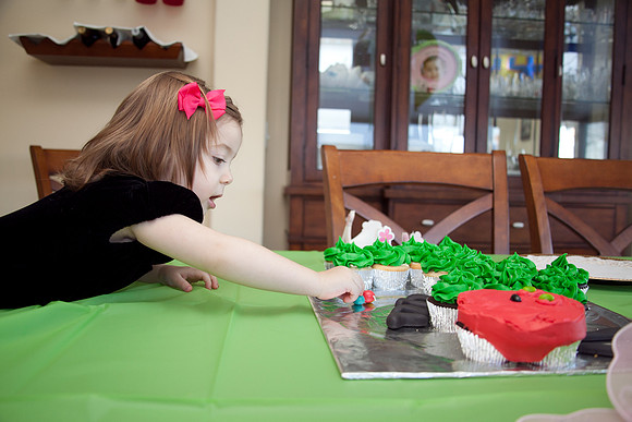 Mia 2yr B-Day-27
