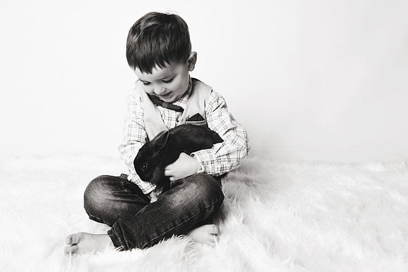 Owen Bunnies 2018-4b&w