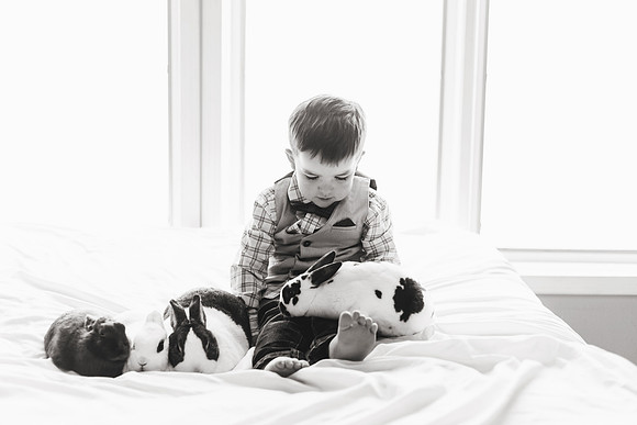 Owen Bunnies 2018-14b&w