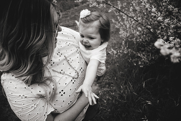 Mommy & Me 2018-12b&w
