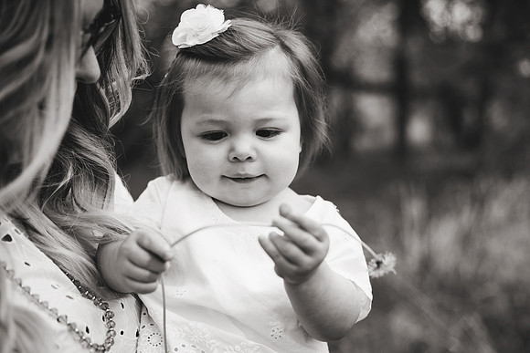 Mommy & Me 2018-17b&w