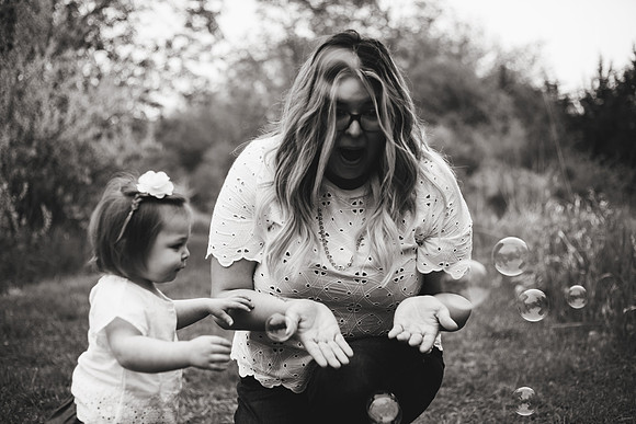 Mommy & Me 2018-26b&w