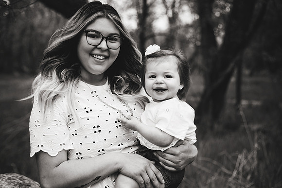 Mommy & Me 2018-16b&w