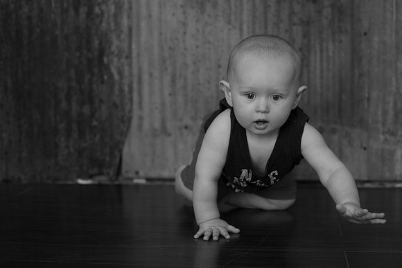 Liam 9mth B&W-33