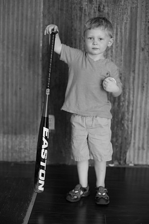 Liam 9mth B&W-45