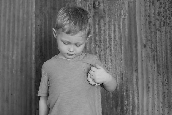 Liam 9mth B&W-42