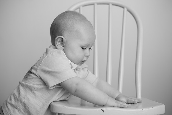 Liam 9mth B&W-22
