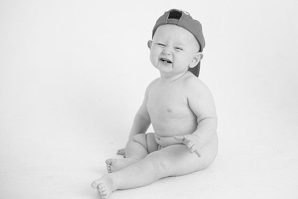 Liam 9mth B&W-59