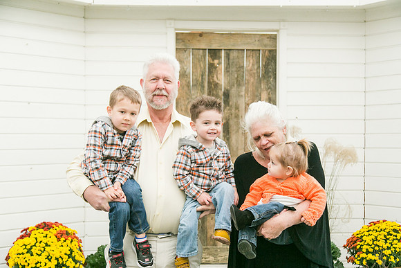 Larson Holidays 2018-15