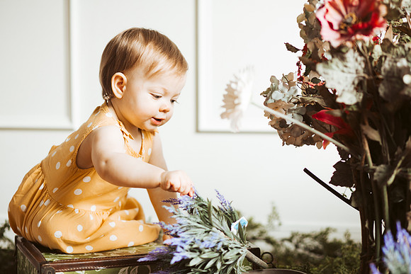 Esther 1yr_-85