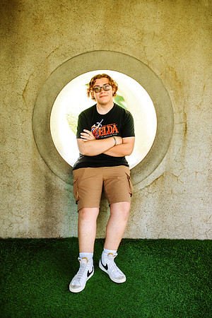 Senior-186