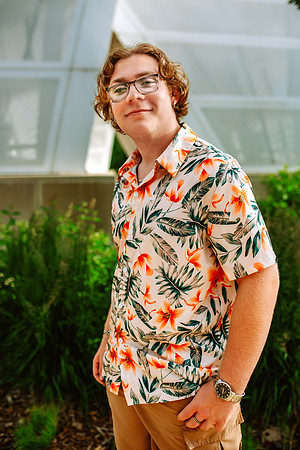 Senior-173