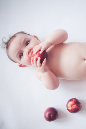 Nora 7mth Hungry-14