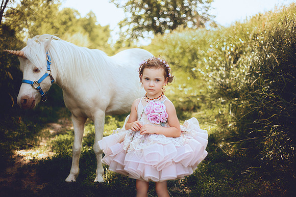 Unicorn-16