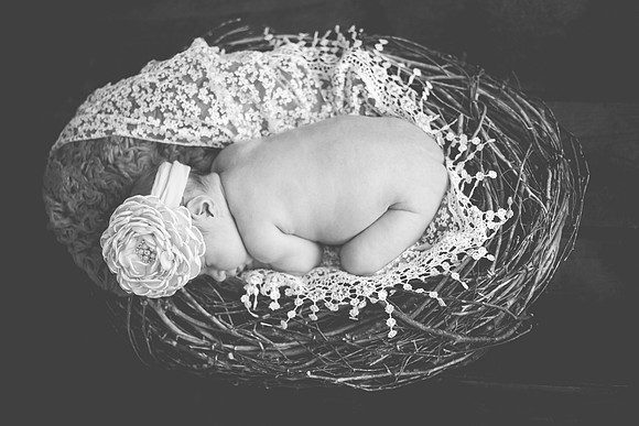 Cora Newborn-23