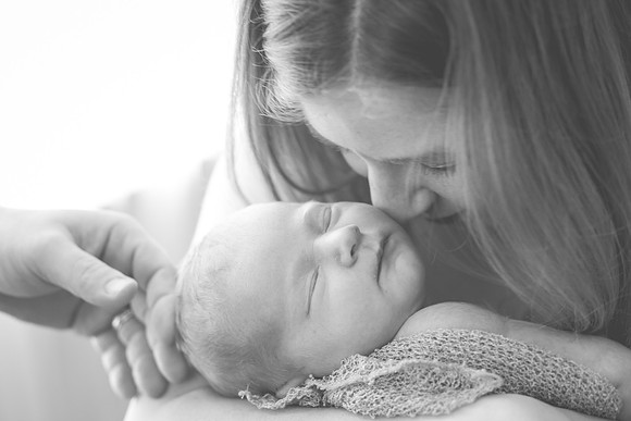 Cora Newborn-91