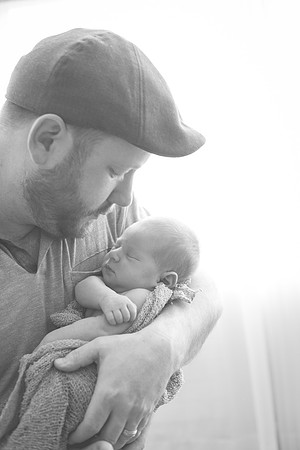 Cora Newborn-100
