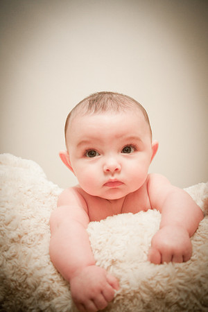 Nora 4mth-19