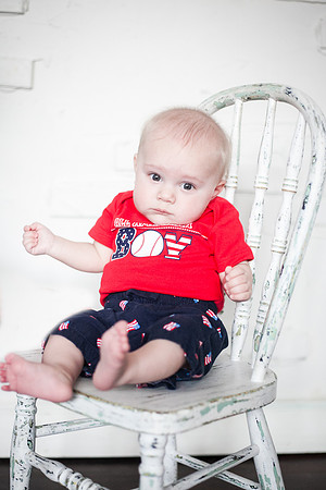 Toby 4mth-33