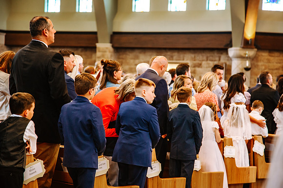 Communion-8
