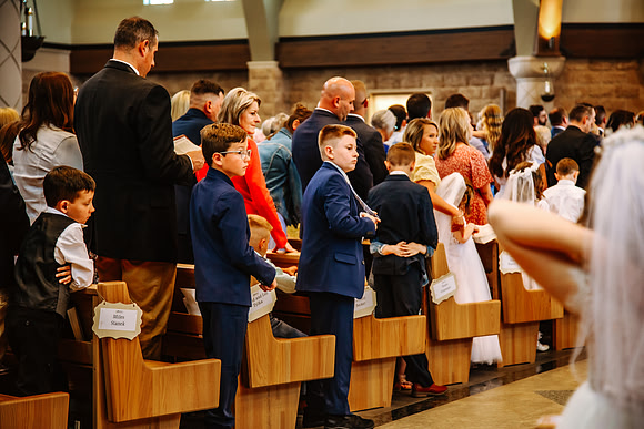 Communion-12