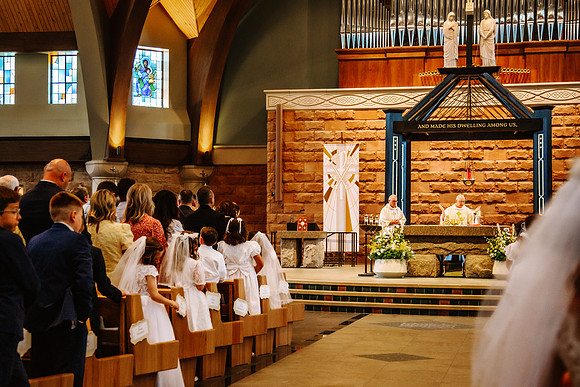 Communion-18