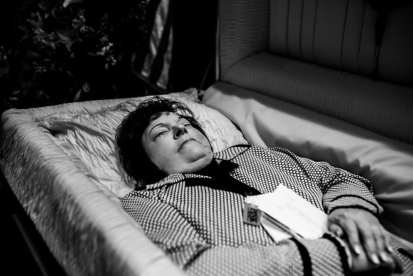Funeral-64