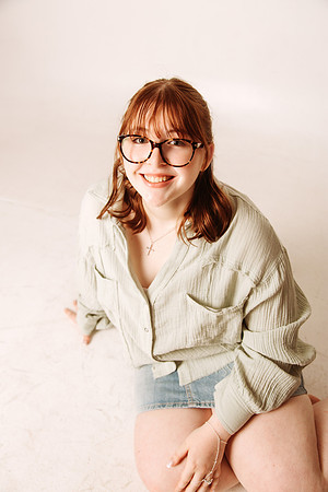 Senior-146