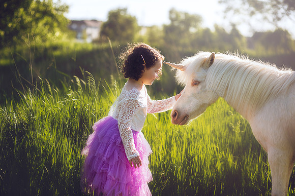 Unicorn-32