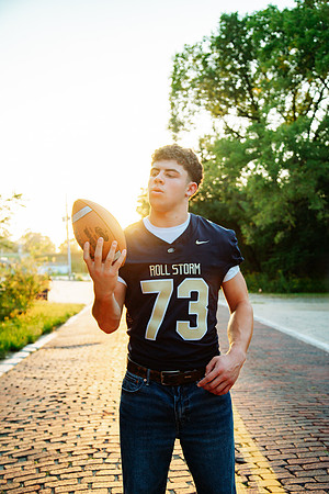 Senior-99