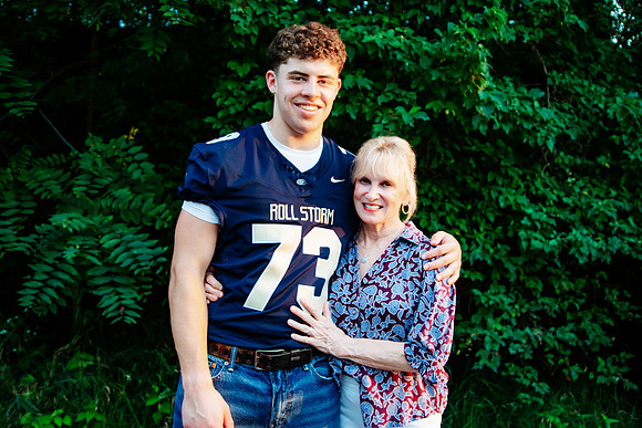 Senior-137