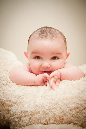 Nora 4mth-22