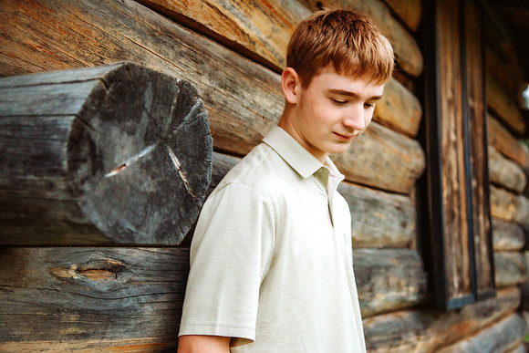 Senior-138