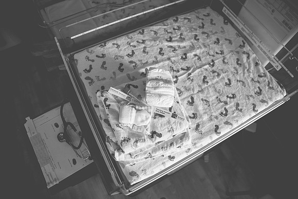 Torryn Birth B&W-61