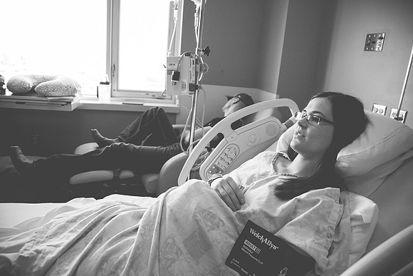 Torryn Birth B&W-76