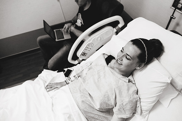 Fallon Birth-28b&w